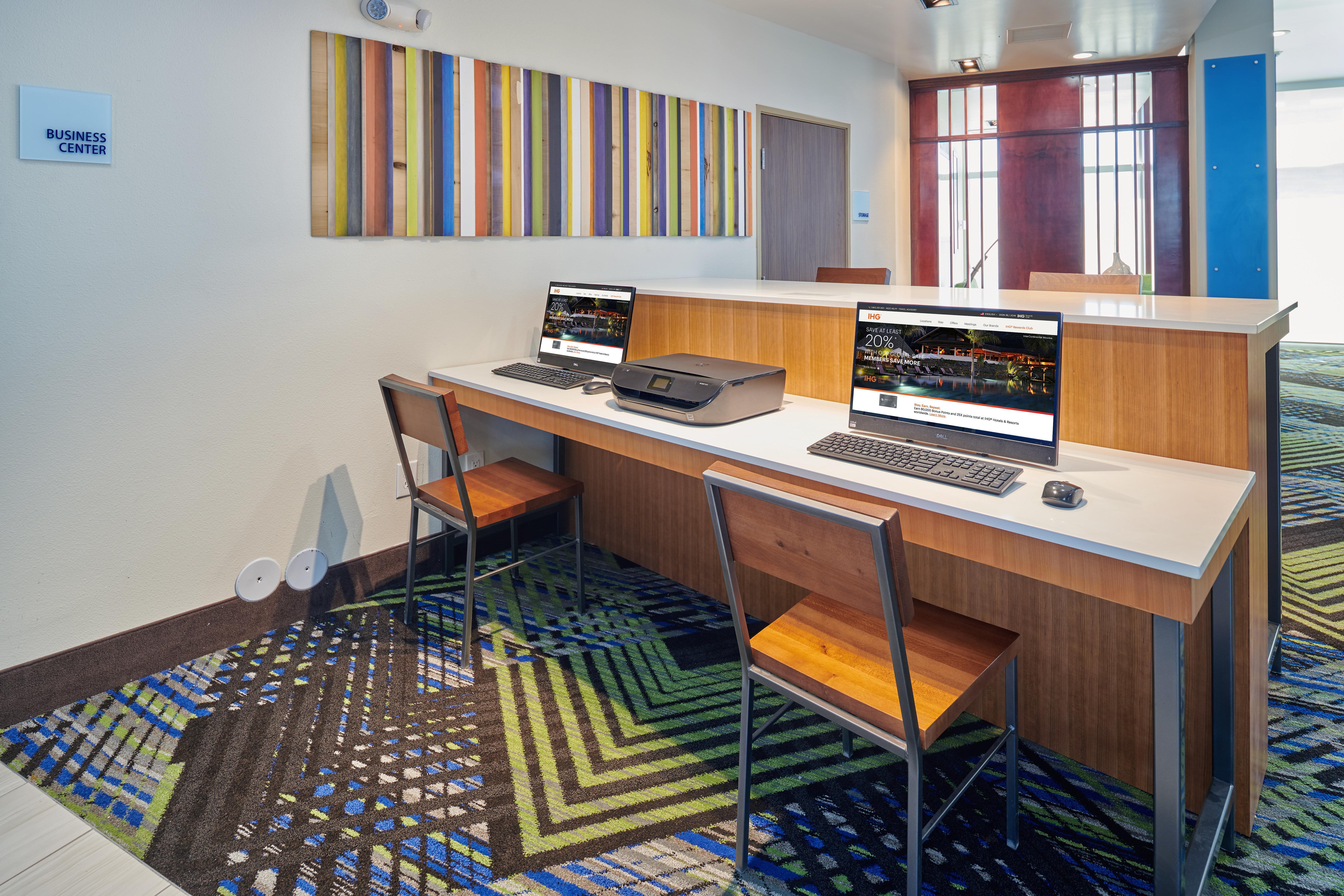 Holiday Inn Express & Suites El Paso East-Loop 375 By Ihg Exterior foto